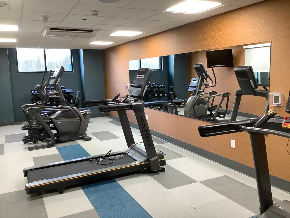 Comfort Suites Colorado Springs East - Medical Center Area Екстер'єр фото