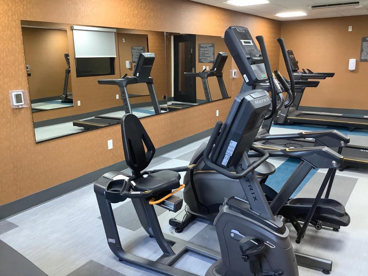 Comfort Suites Colorado Springs East - Medical Center Area Екстер'єр фото