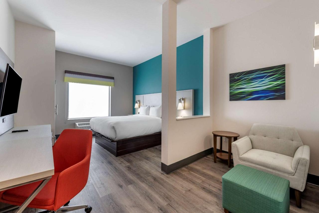 Comfort Suites Colorado Springs East - Medical Center Area Екстер'єр фото