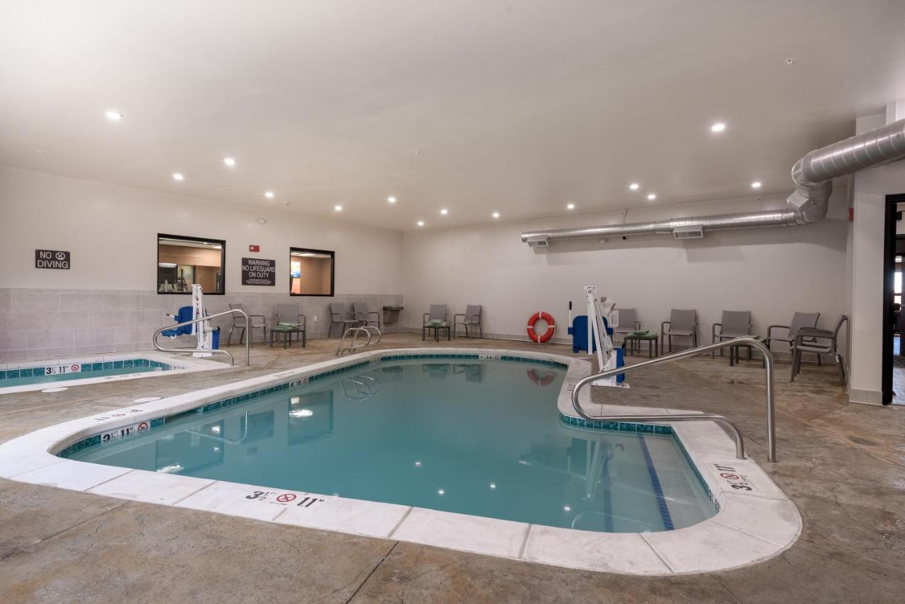 Comfort Suites Colorado Springs East - Medical Center Area Екстер'єр фото