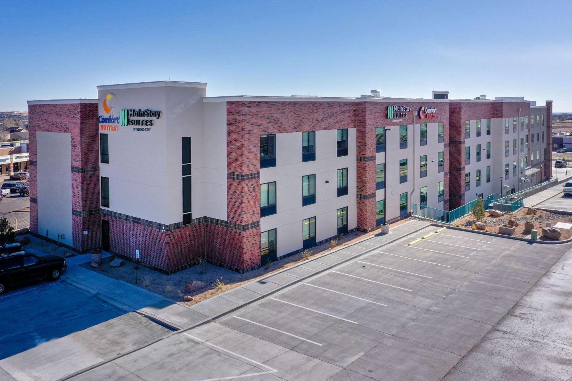 Comfort Suites Colorado Springs East - Medical Center Area Екстер'єр фото
