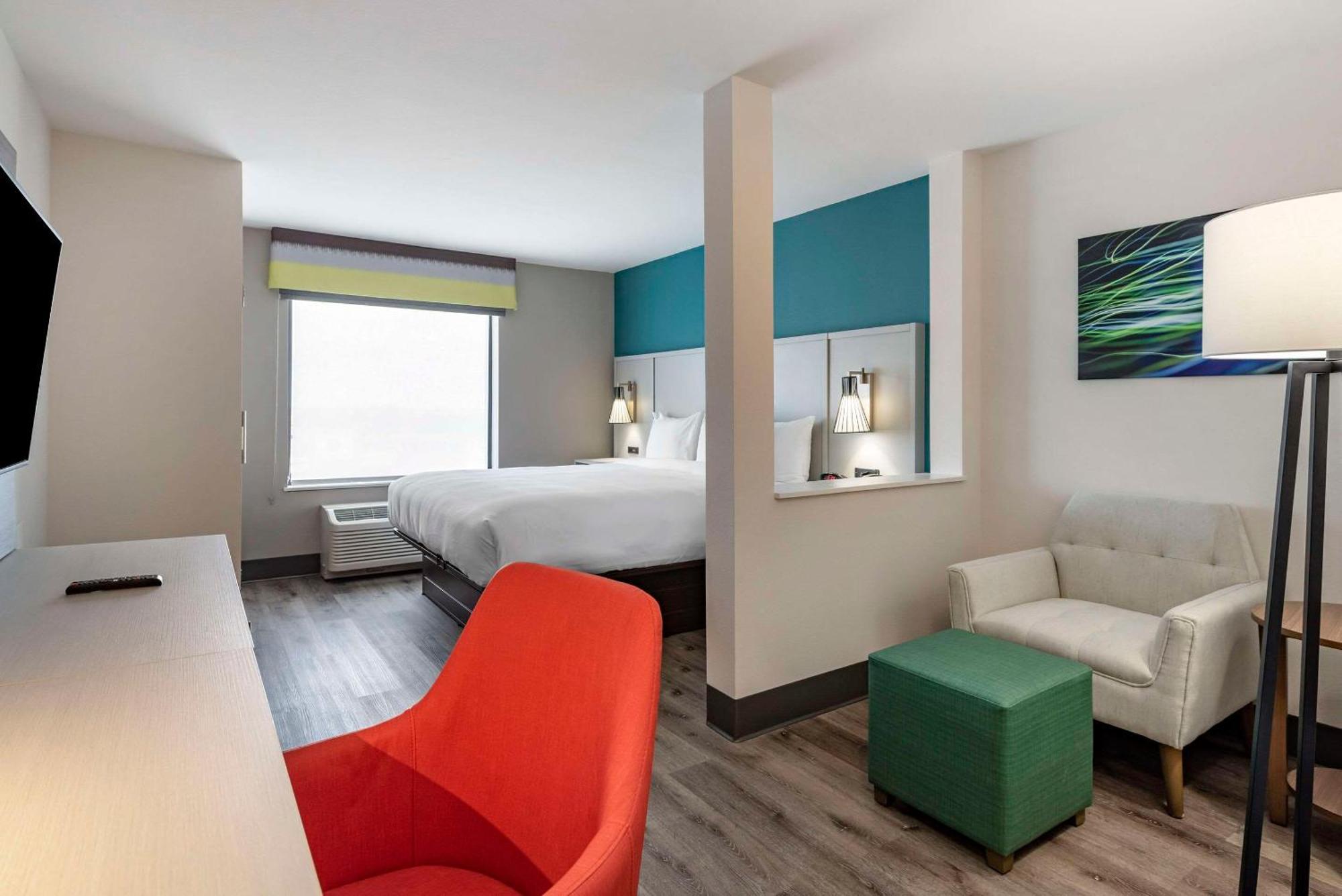 Comfort Suites Colorado Springs East - Medical Center Area Екстер'єр фото
